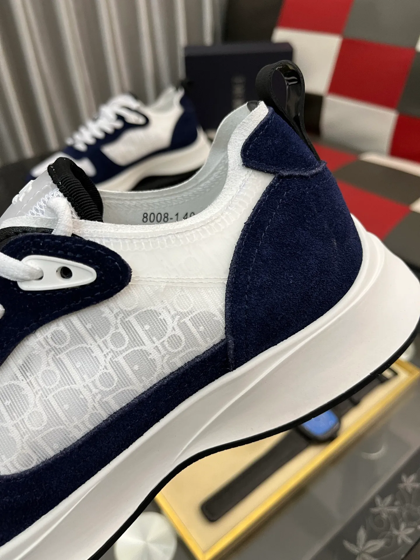 Men's shoes💰: 360⌚️⌚️[Dior] Dior's new men's genuine leather casual shoes, the highest version on the market, any comparison is welcome🆚! The original leather has excellent texture and is super high-end! Fetal sheep net lining imported from Italy, removable pad! Luxurious materials and fine workmanship, highly recommended! Code number: 38-444️⃣Colors available